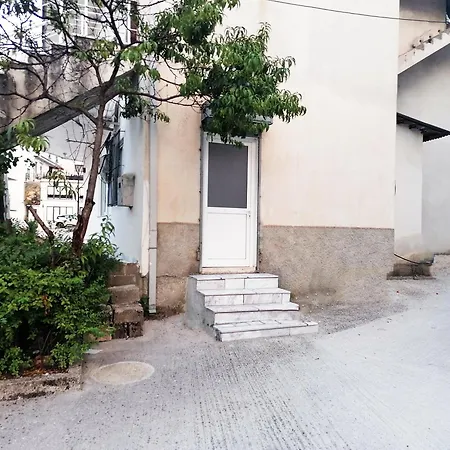 Апартаменты Filipos Гирокастра